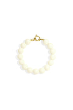 Bracelet with medium beads and front clasp-12mm