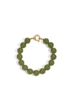 Bracelet with medium beads and front clasp-12mm